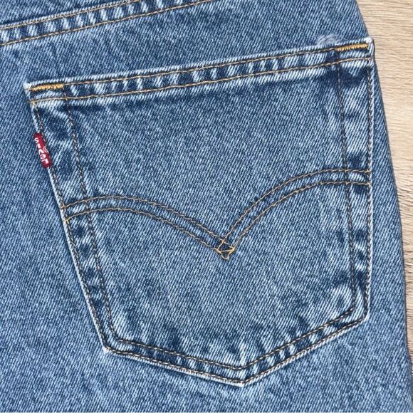 Men's Levi's 550 Relaxed Fit Blue Jeans 36x32 - Picture 10 of 11